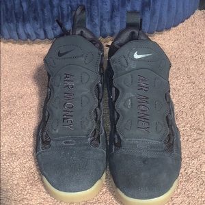 Black air money Nike’s basketball  shoes
